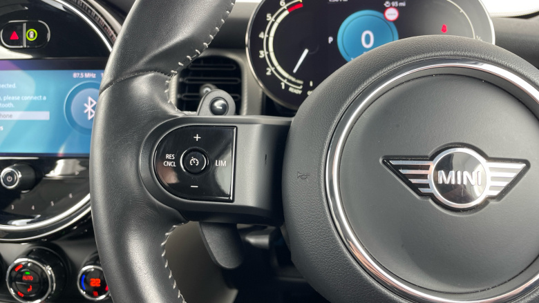 MINI Hatchback 2.0 Cooper S Exclusive 3dr Auto [Comfort Pack] Petrol Hatchback